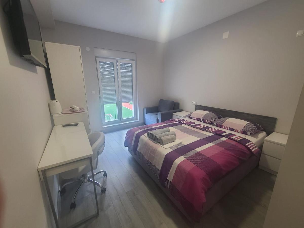Hacienda Kolenda Apartamento Mostar Exterior foto